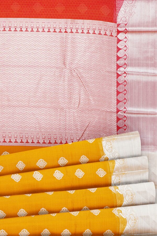 Yellow saree with silver border - Image 4