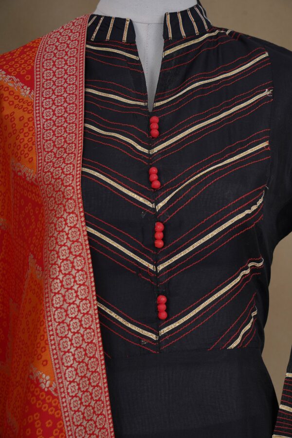 Black top with black bottom and red shawl kurti - Image 2