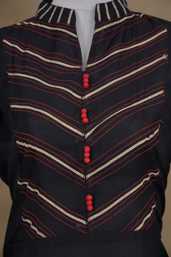 Black top with black bottom and red shawl kurti - Image 3