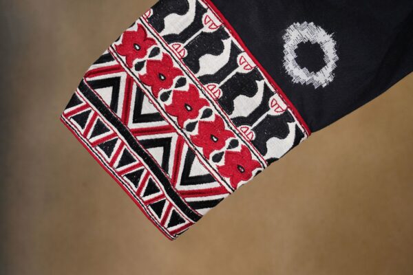 Black top with white bottom and white shawl kurti - Image 4