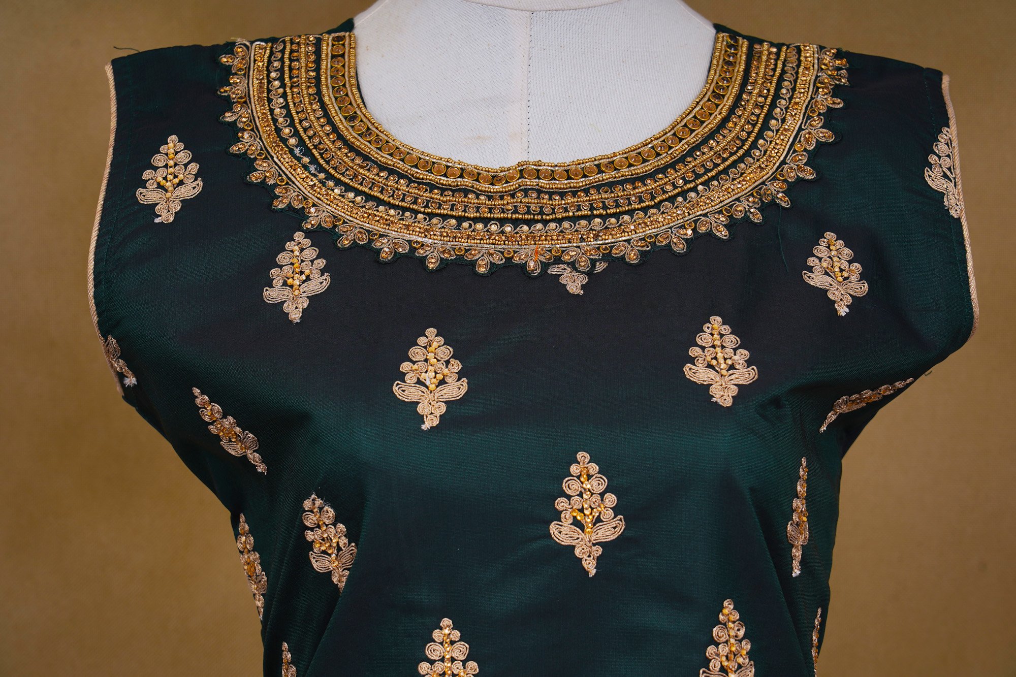 Dark green top with dark green bottom and red shawl kurti - Image 4