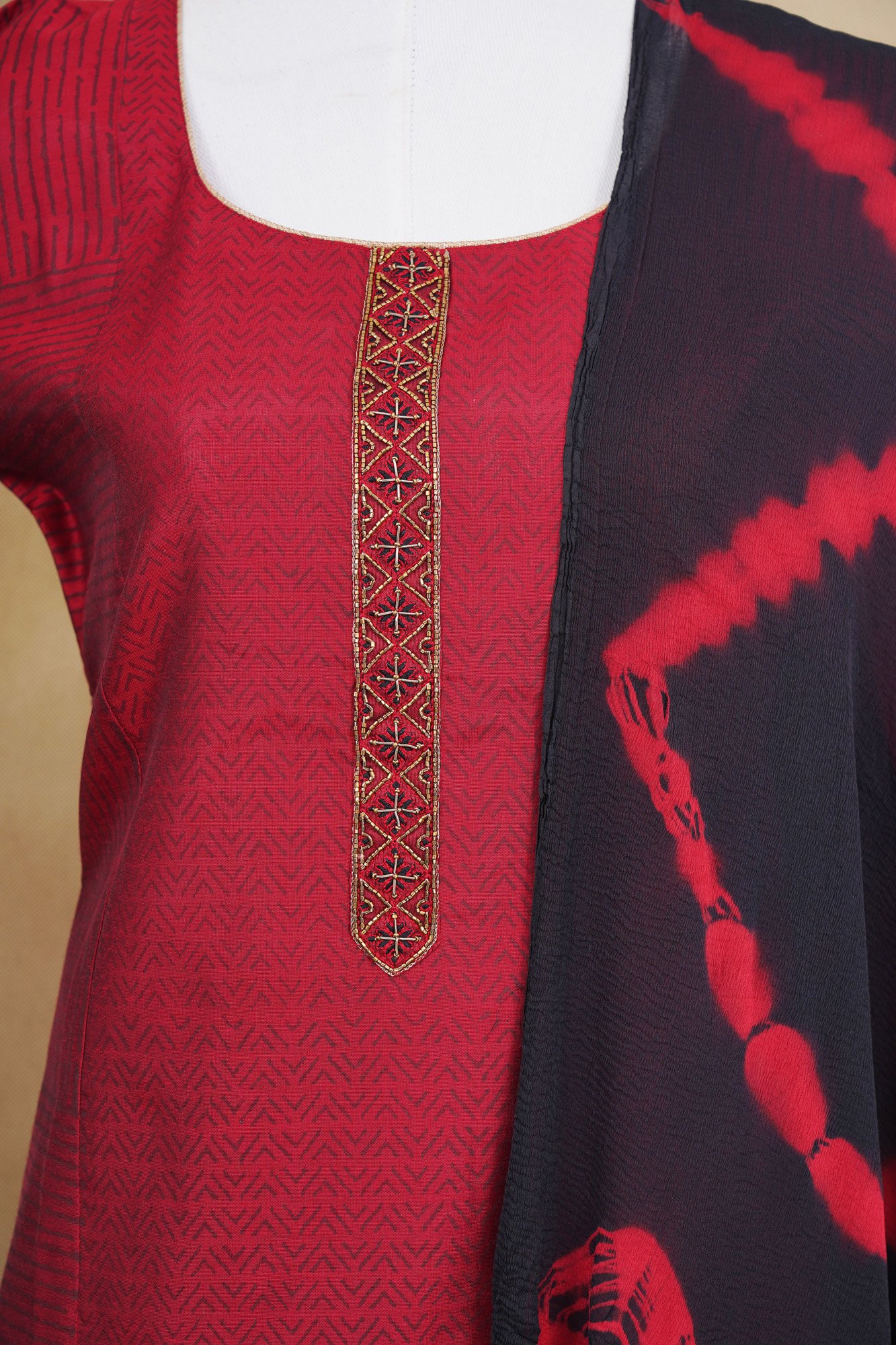 Red top with black bottom and black shawl kurti - Image 2