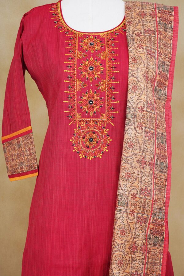 Red top with orange bottom and design shawl kurti - Image 2