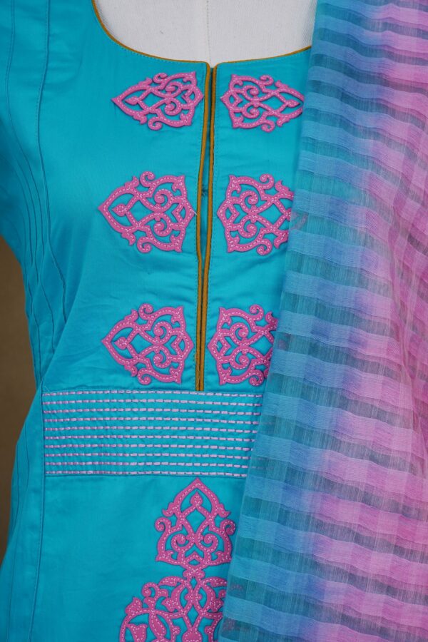 Sky blue top with Pink bottom and pink shawl kurti - Image 2