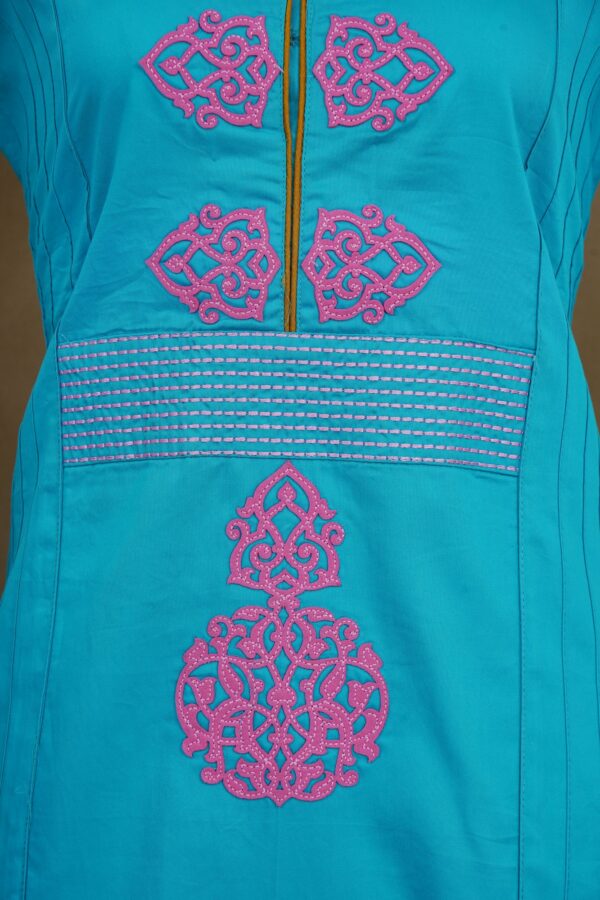 Sky blue top with Pink bottom and pink shawl kurti - Image 3