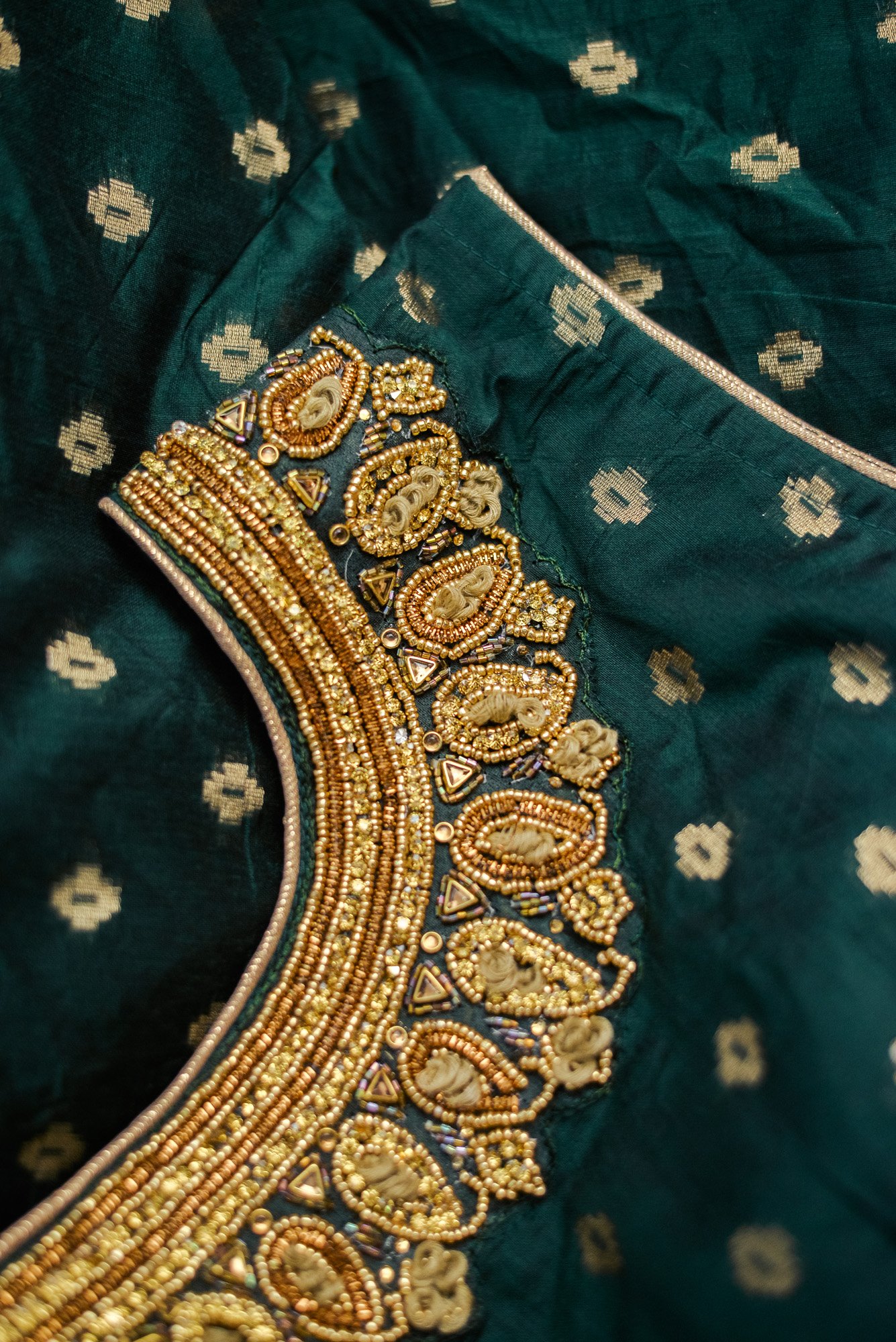 Dark green with golden design and beige shawl - Image 2
