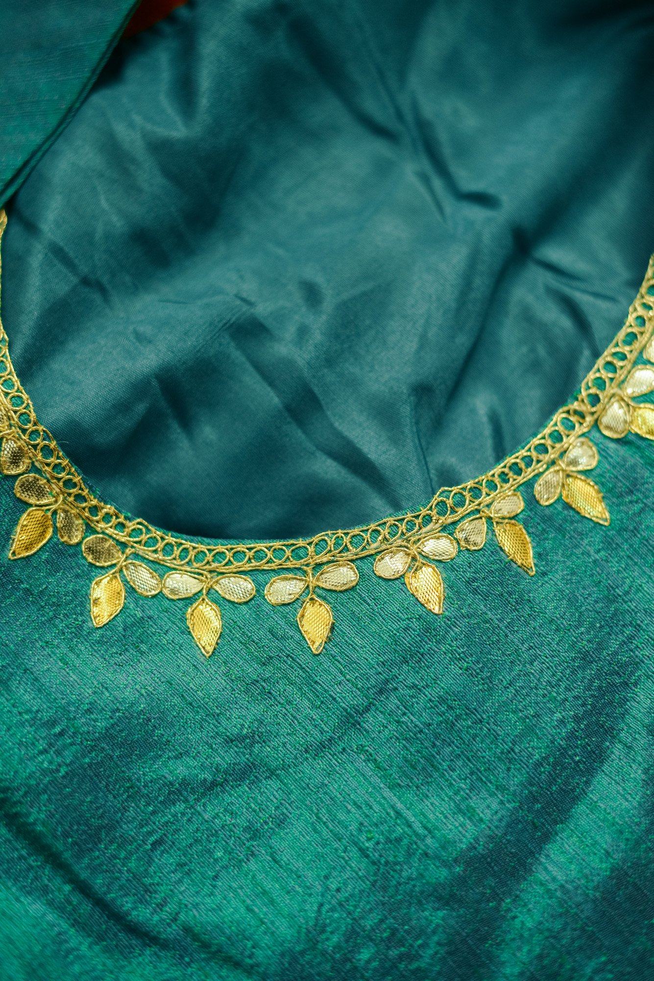 Turquoise blue with orange bottom - Image 3