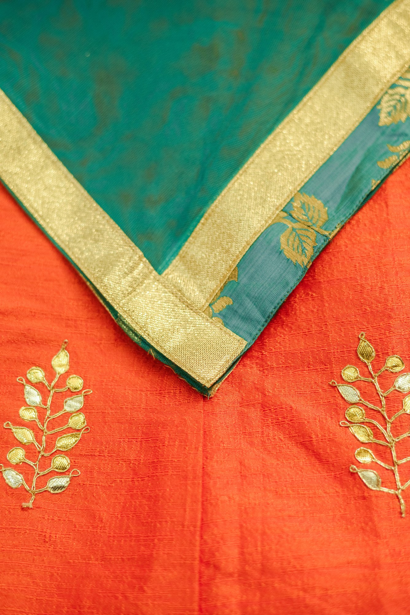 Turquoise blue with orange bottom - Image 4