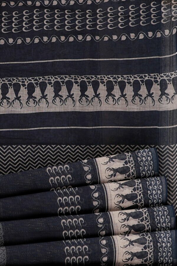 Black saree with white design black border - Image 4