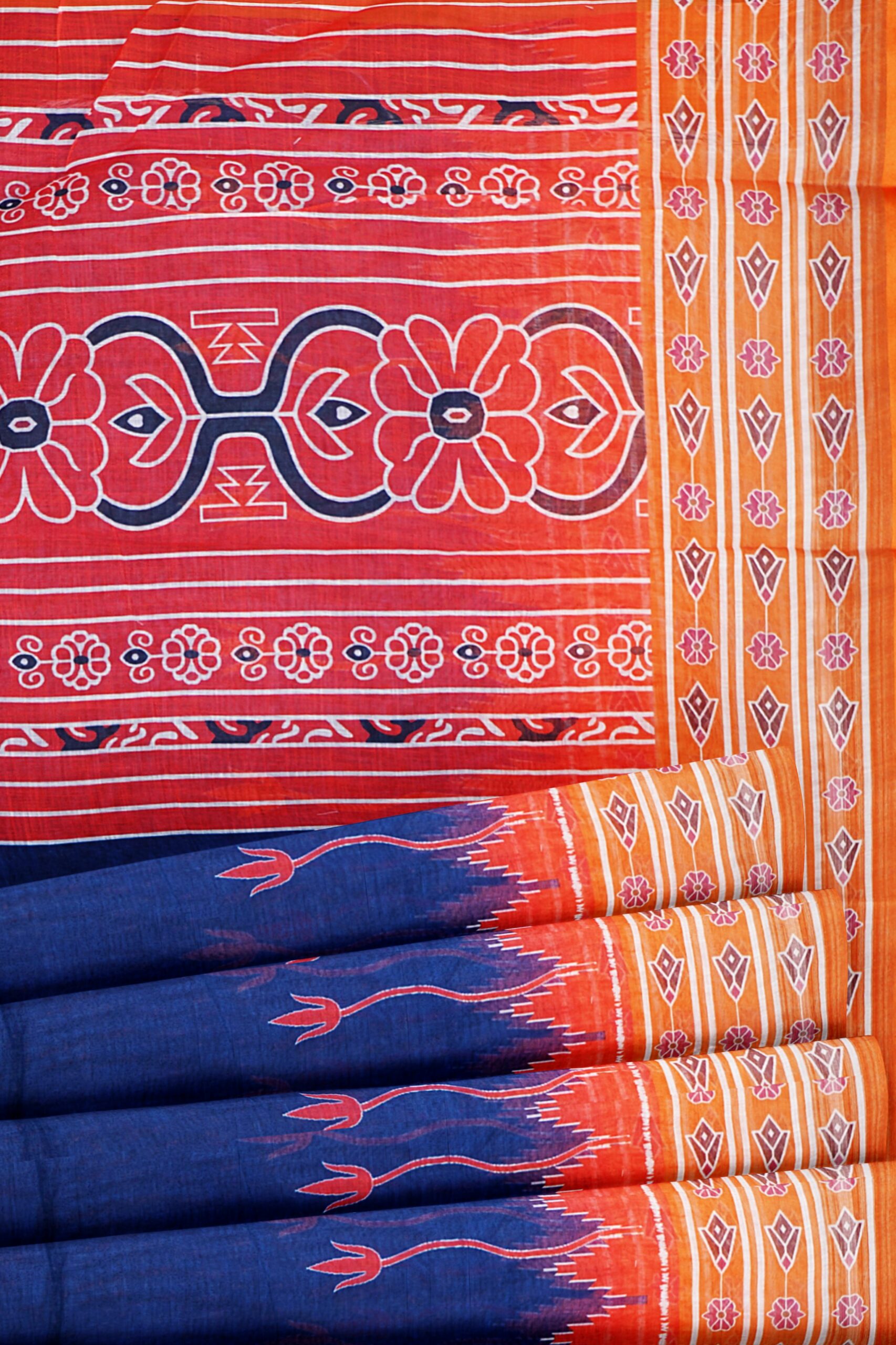 Blue saree with orange border - Image 4