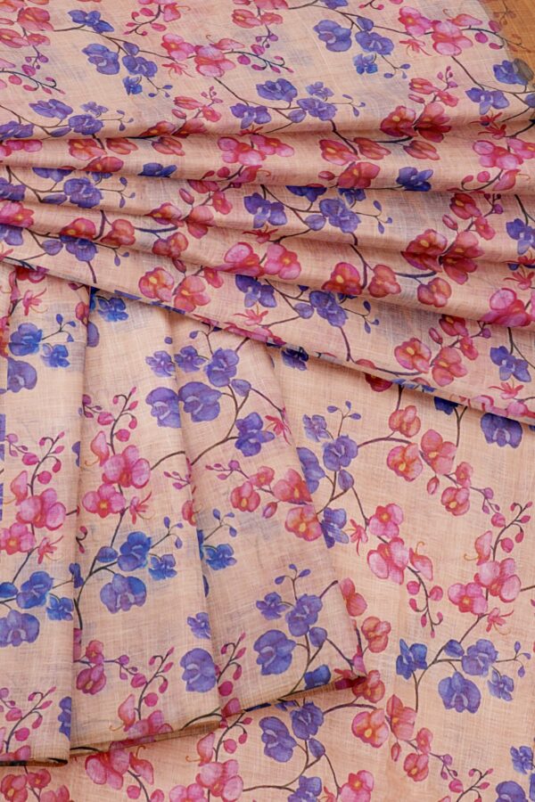 Half white floral saree with brown border - Image 5