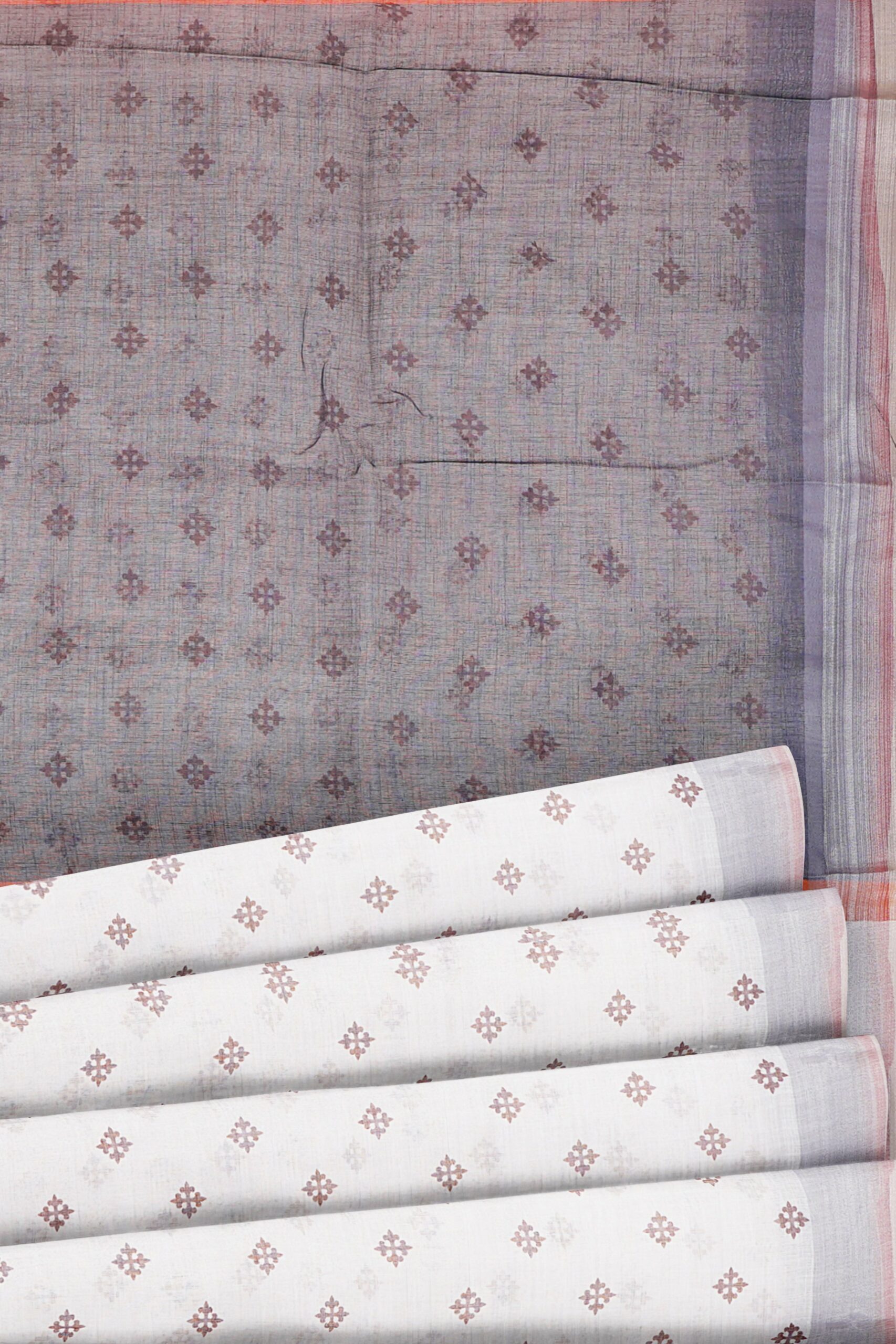 White saree with light grey border - Image 4