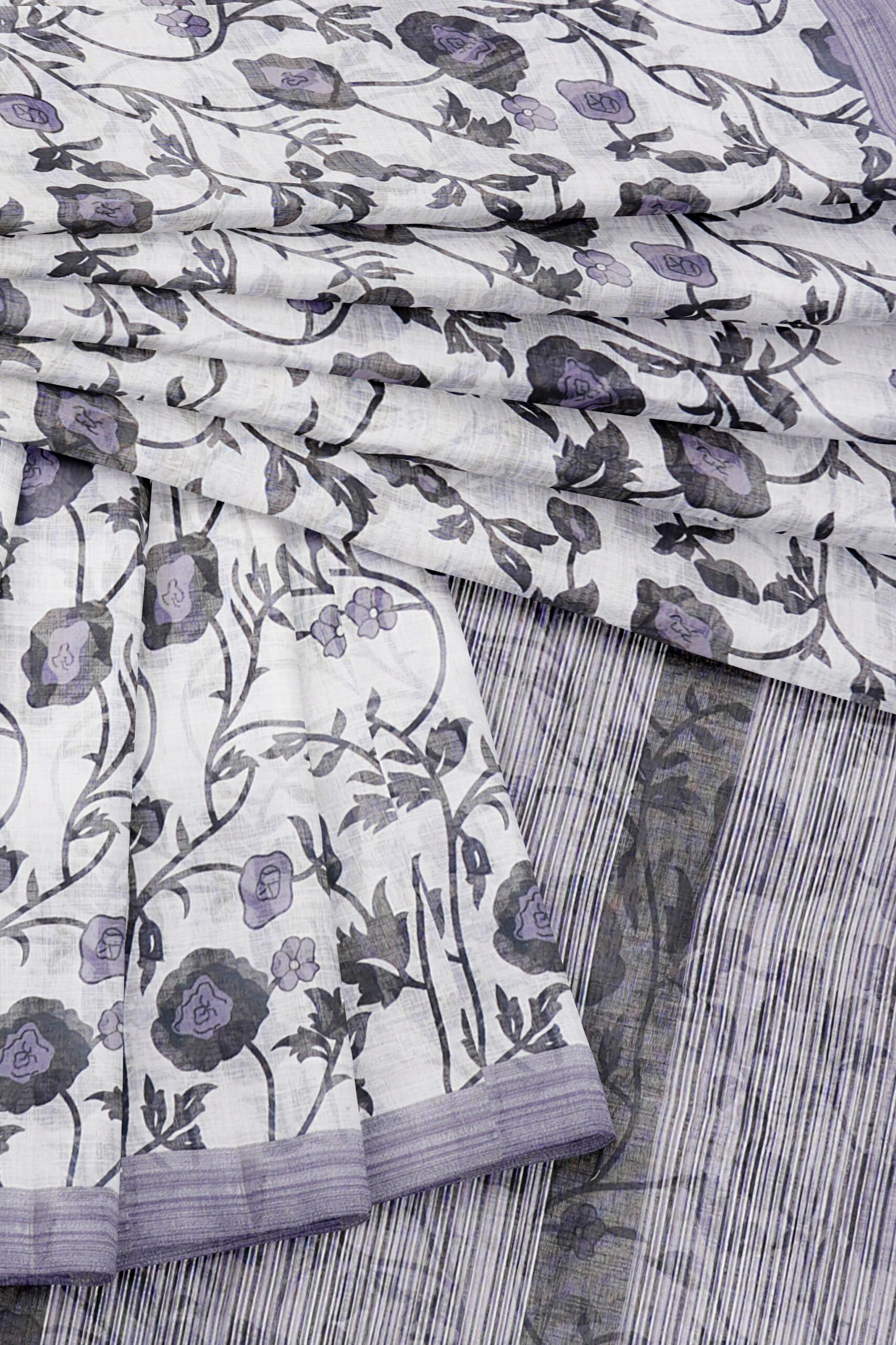 White saree with light purple border - Image 5