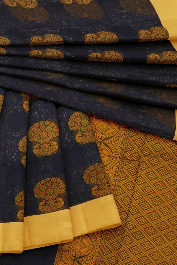 Dark blue saree with yellow border - Image 5