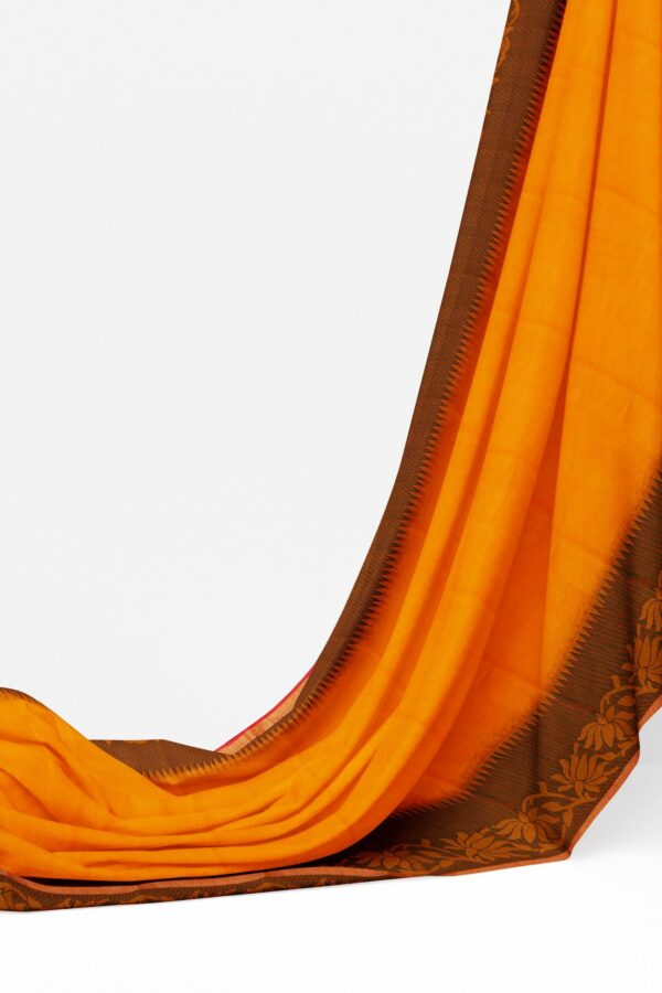 Orange saree with brown border - Image 3