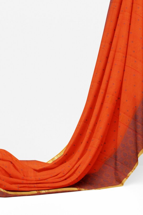 Orange saree with golden colour border - Image 3