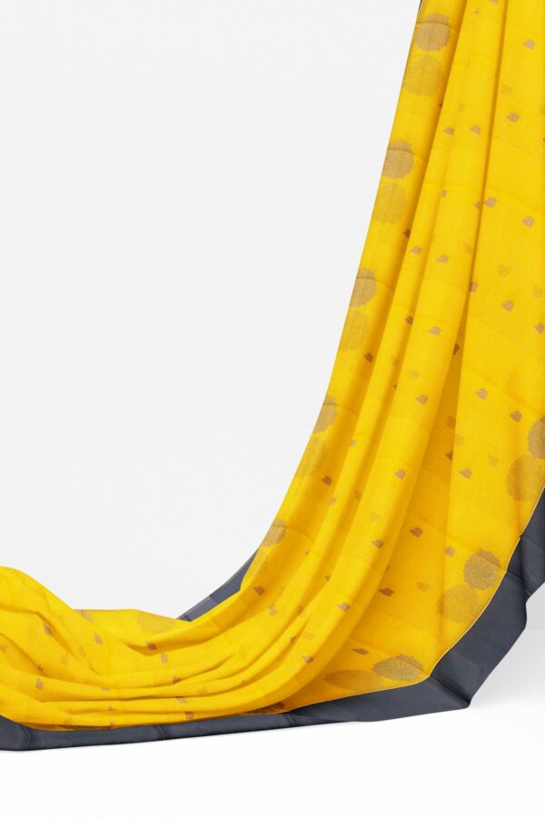 Yellow saree with black border - Image 3