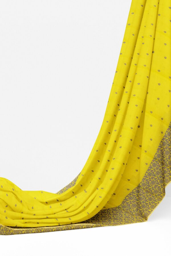 Yellow saree with floral green border - Image 3