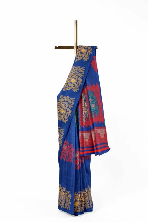 Blue saree with blue border - Image 2