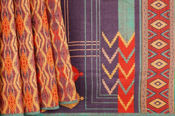 Brown saree with blue border - Image 4