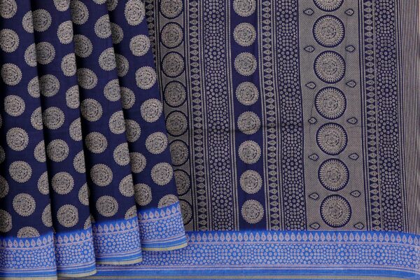 Dark blue saree with blue border - Image 4
