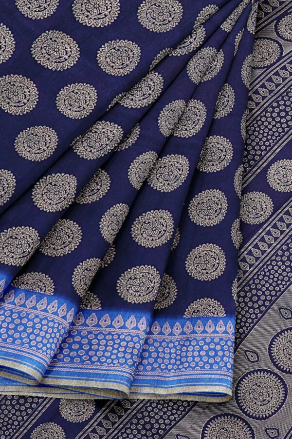 Dark blue saree with blue border - Image 6