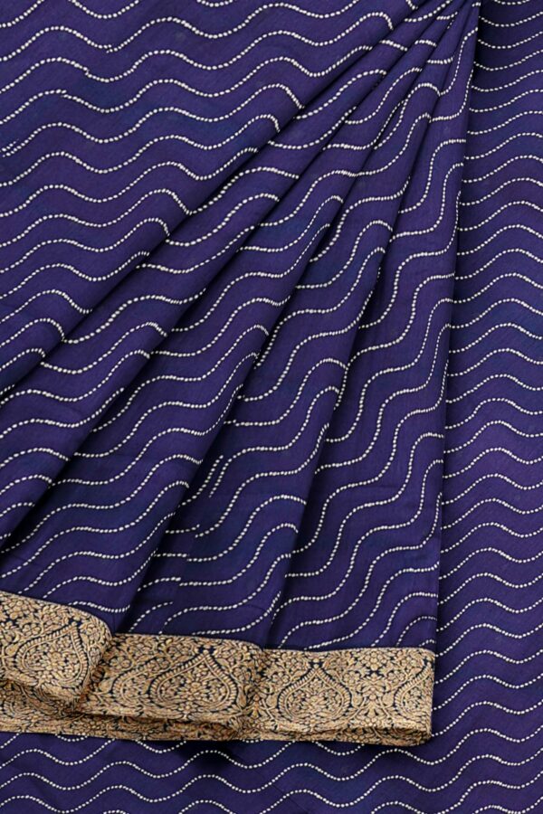 Dark blue saree with golden colour border - Image 6