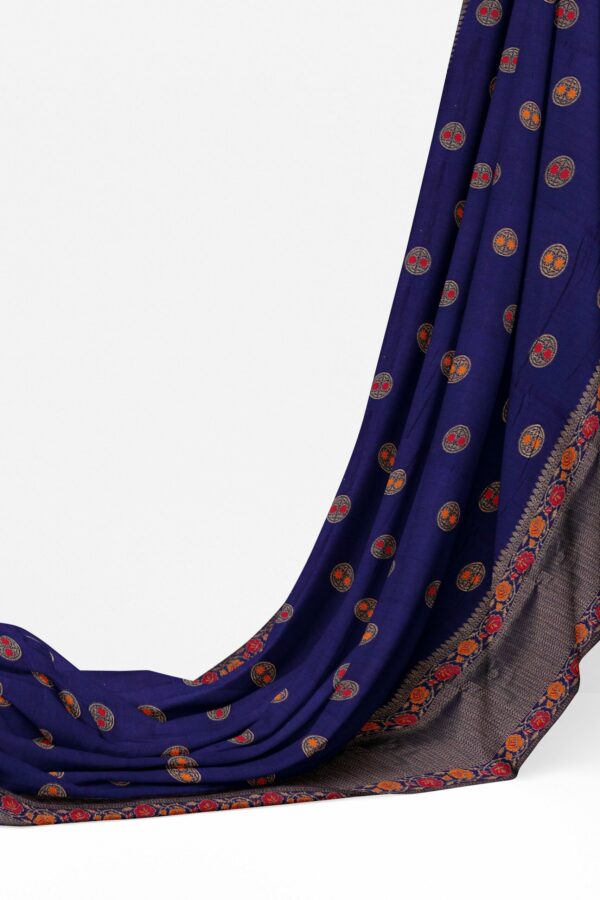 Dark blue saree with red orange floral border - Image 3