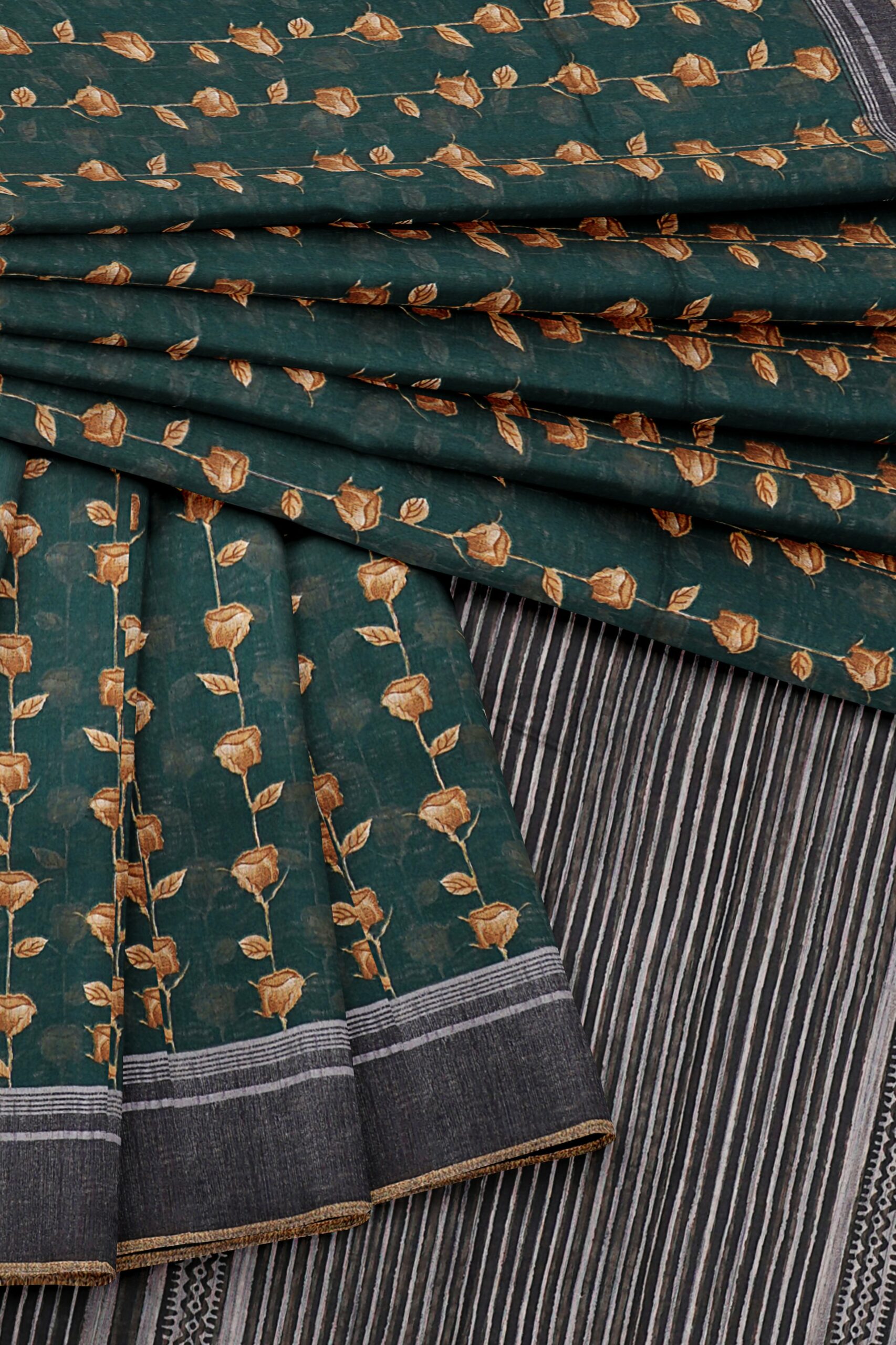 Dark green saree with black border - Image 5