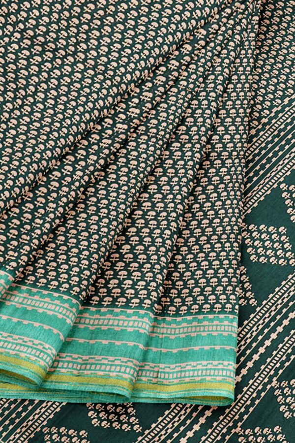Dark green saree with green border - Image 6