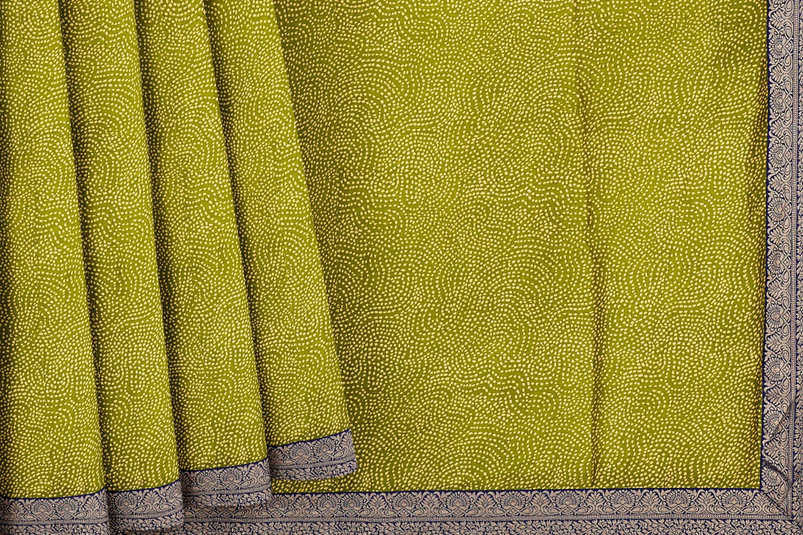 Green saree with blue golden colour border - Image 4