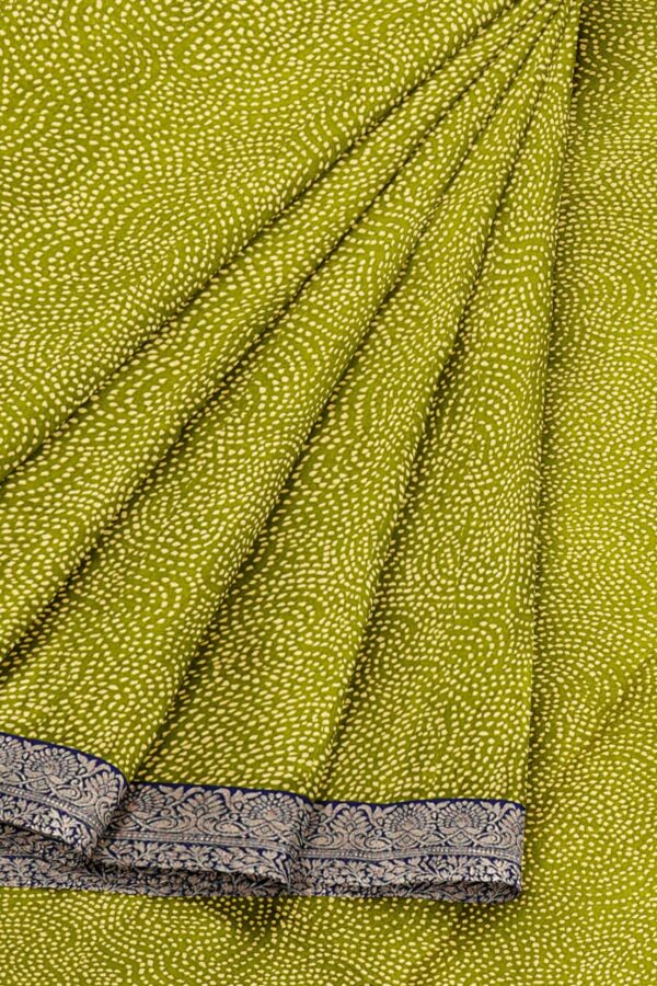 Green saree with blue golden colour border - Image 6