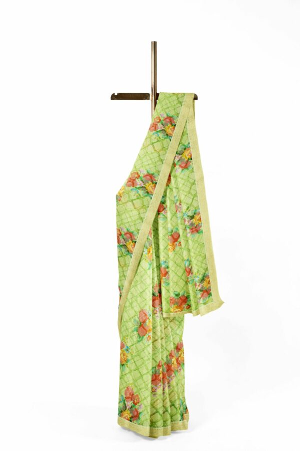 Green saree with golden colour border - Image 2