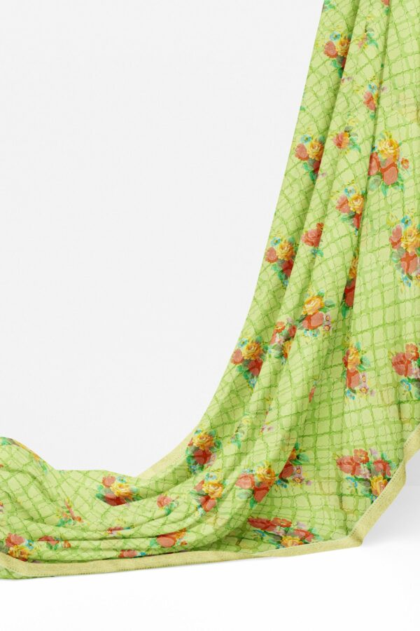 Green saree with golden colour border - Image 3
