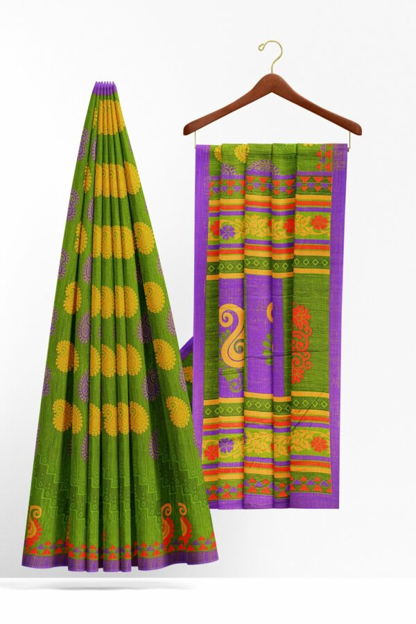 Green saree with purple border