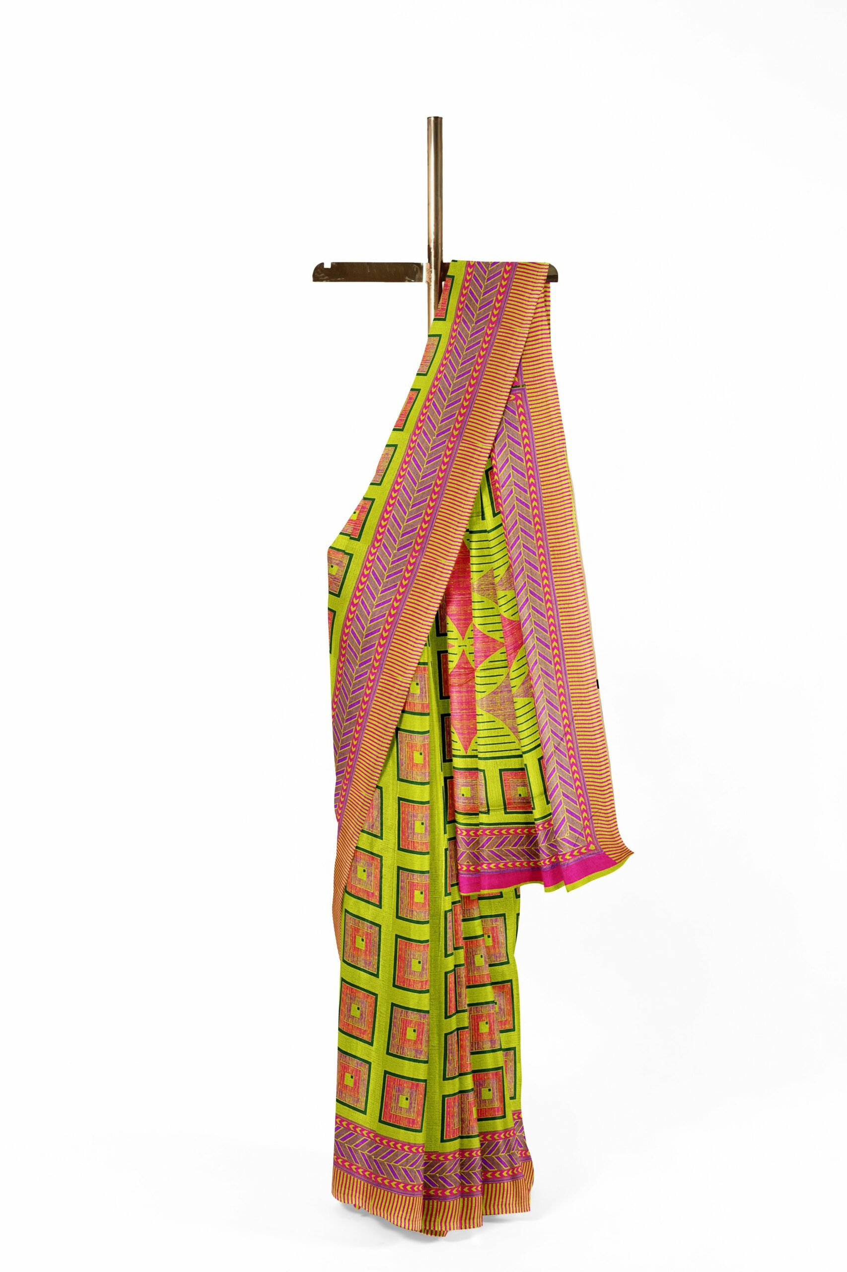 Green saree with red border - Image 2