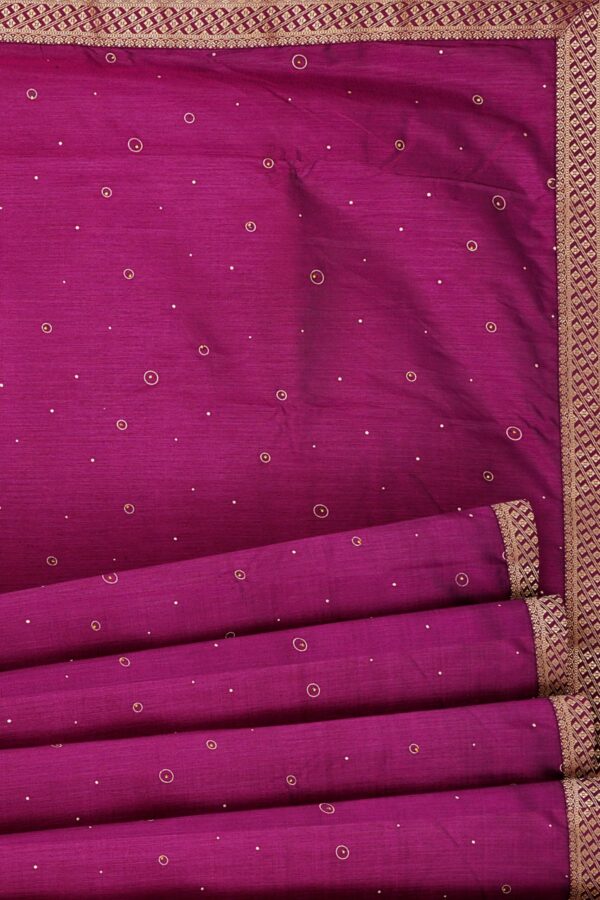 Magenta saree with gold border - Image 4
