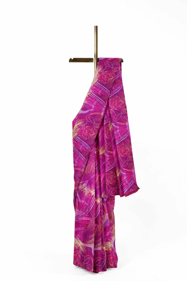 Magenta saree with magenta border - Image 2
