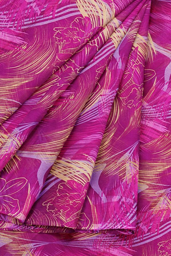 Magenta saree with magenta border - Image 6