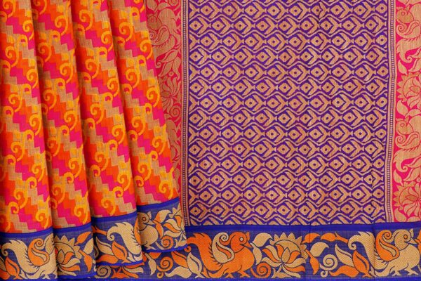 Orange saree with blue border - Image 4