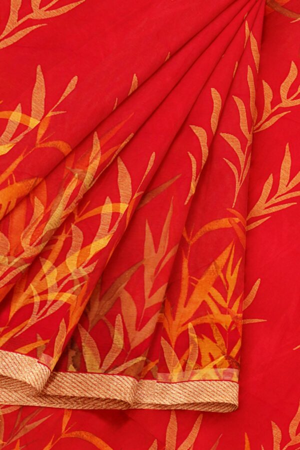 Red saree with golden colour border - Image 6