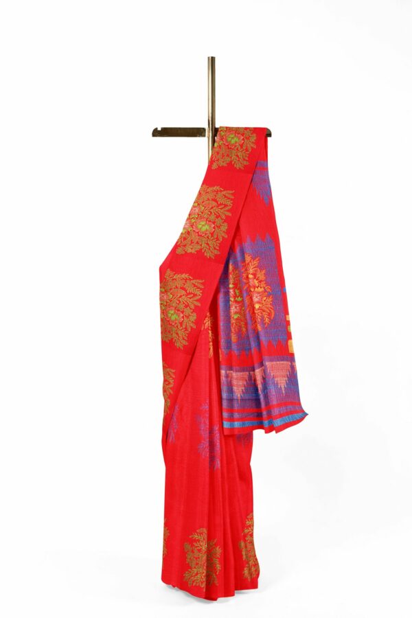 Red saree with red border - Image 2