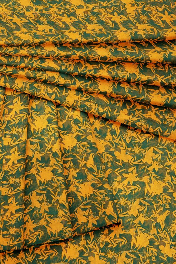 Yellow green saree with yellow green border - Image 5