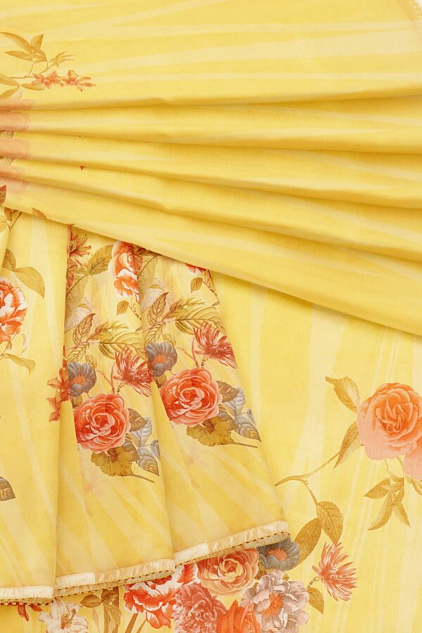 Yellow saree with golden colour border - Image 5
