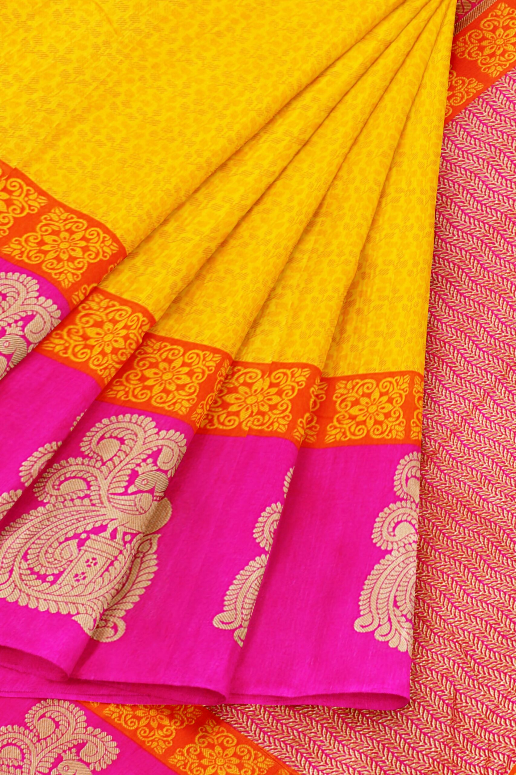 Yellow saree with pink border - Image 6