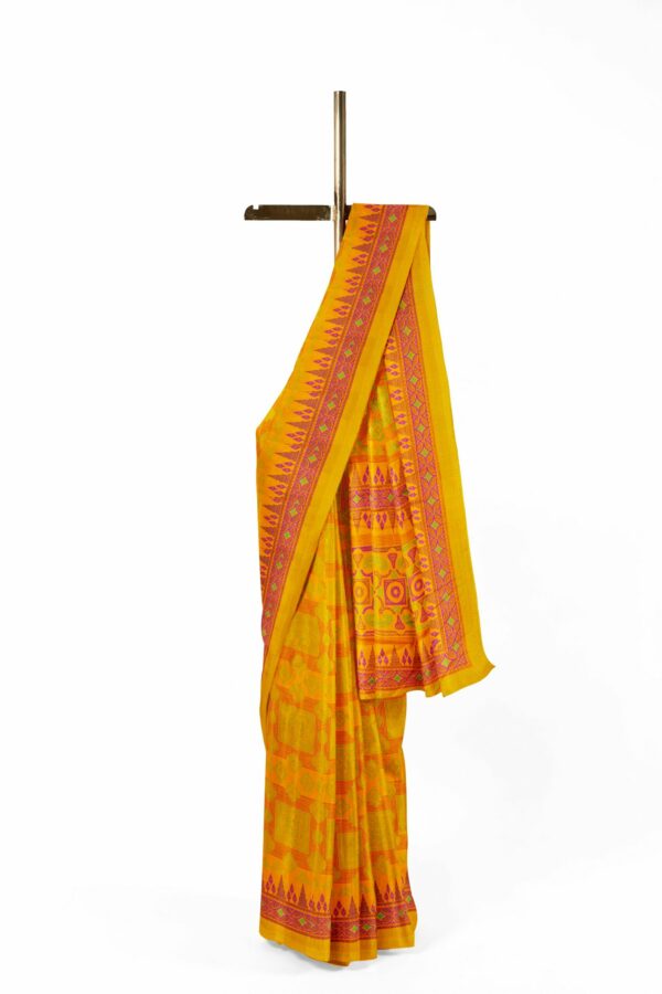Yellow saree with red border - Image 2