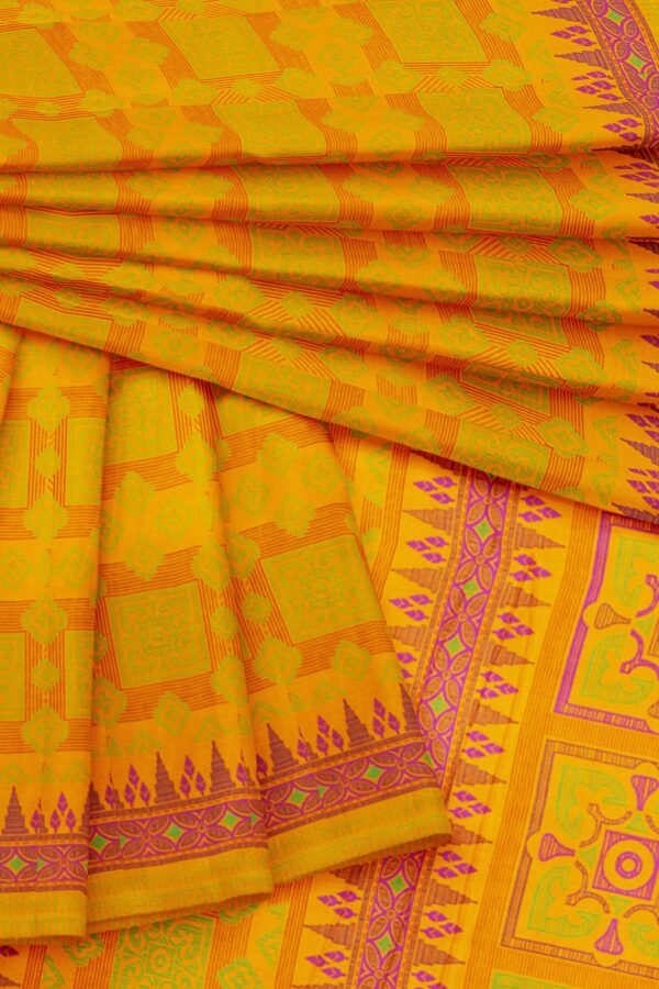 Yellow saree with red border - Image 5