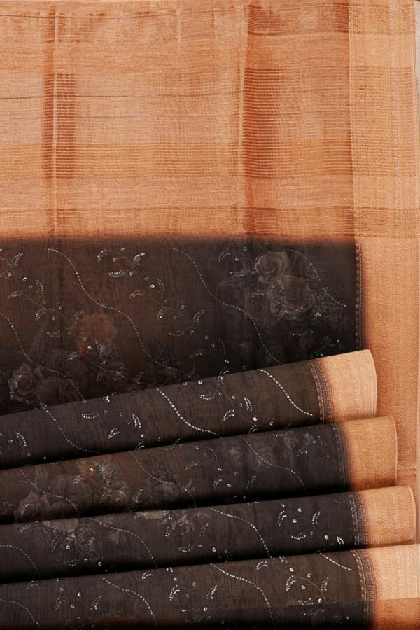 Brown saree with golden orange border - Image 4