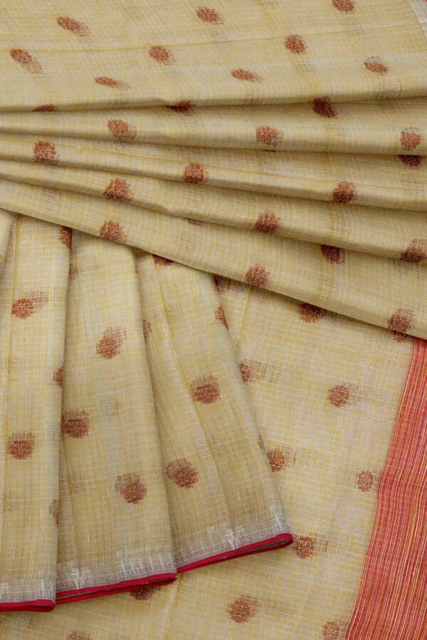 Half white are with silver colour border - Image 5