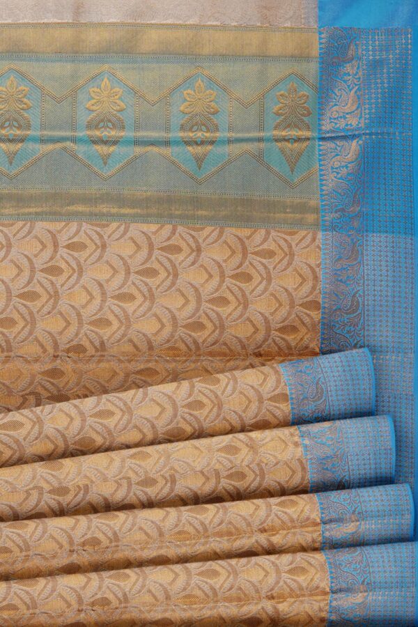 Light brown saree with blue border - Image 4